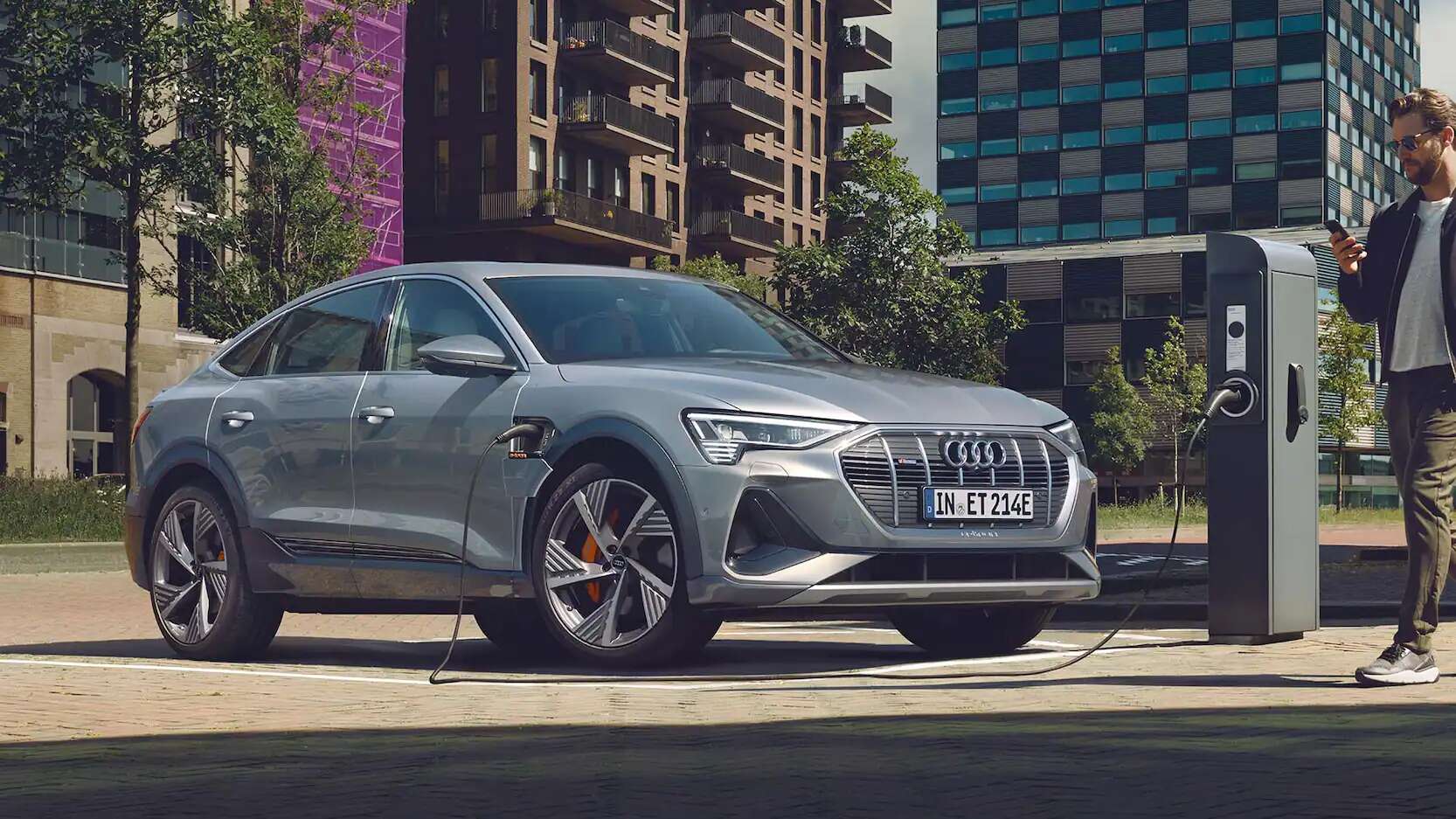 1920x1080-audi-e-tron-sportback-my2021-191040_1